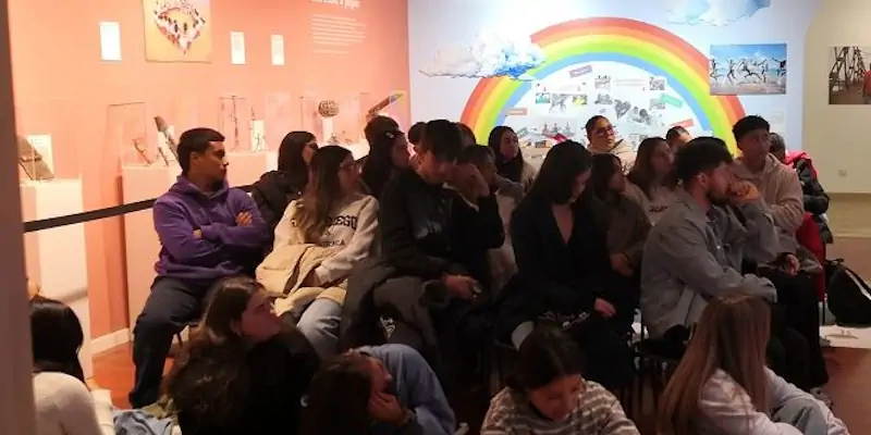 Exposición Niños esclavos. La puerta de atrás