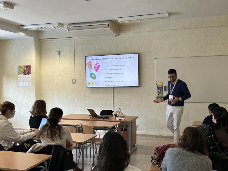 Tejiendo Redes: La Pedagogía como Herramienta de Transformación Social