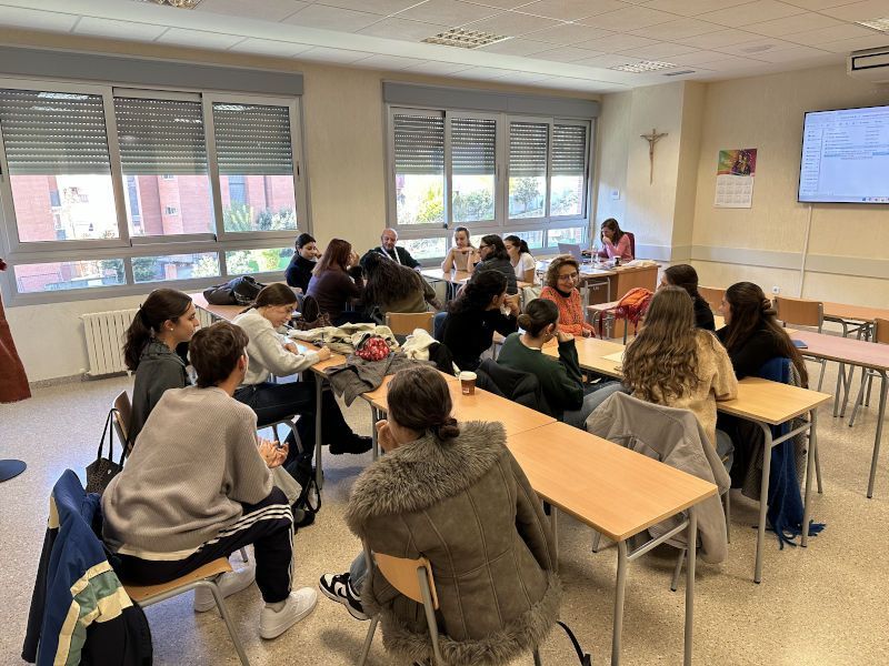Tejiendo Redes: La Pedagogía como Herramienta de Transformación Social